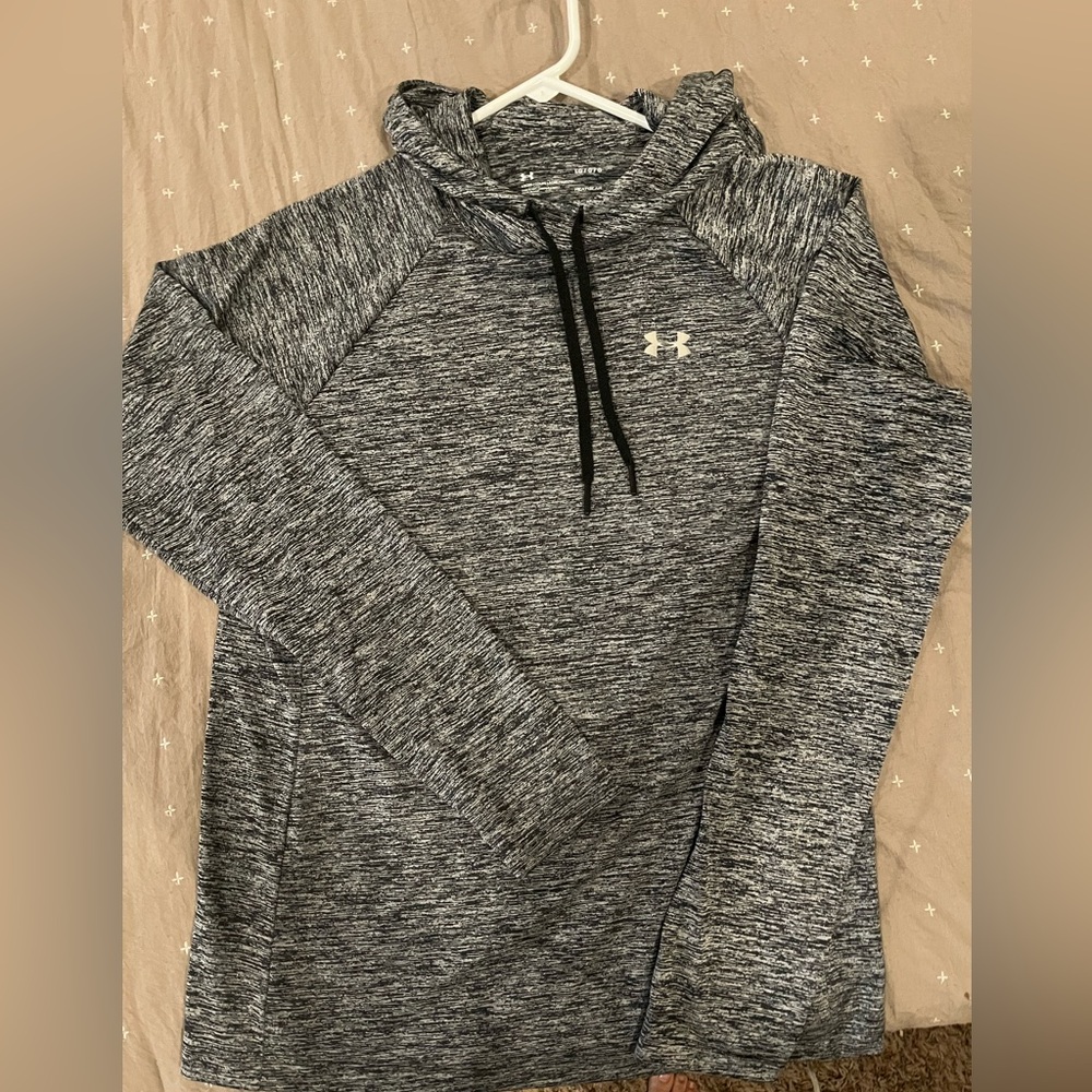 Under Armour Black and White Pullover